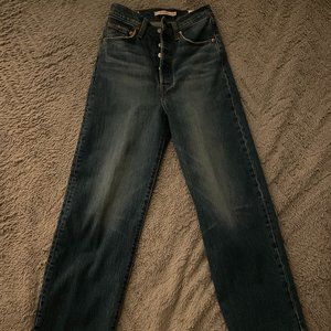 Levi's Ribcage Straight Jeans